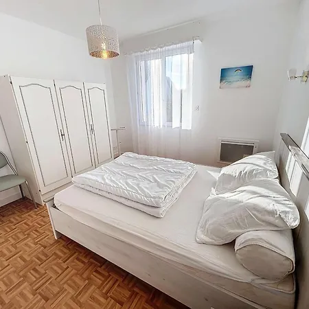 Maison Spacieuse 4 Chambres, Proche Plage, Terrasse, Parking, Wi-fi - Fr-1-361-559 Ferienhaus *